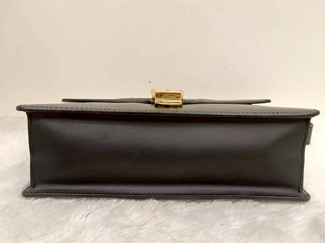 Gucci Sylvie Small Web Calfskin Black GHW