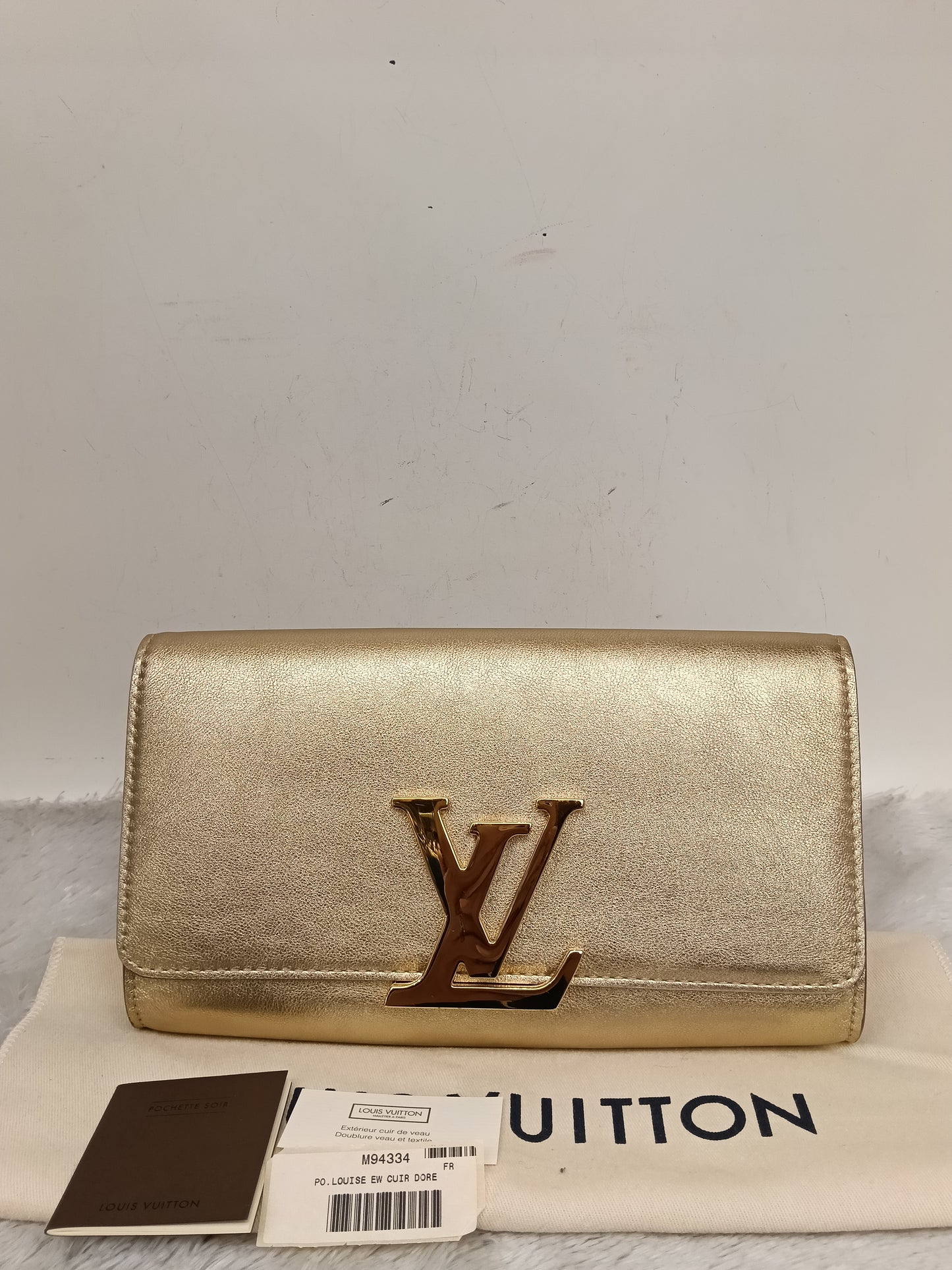 LV Pouch Louise EW Cuir Dore 2015
