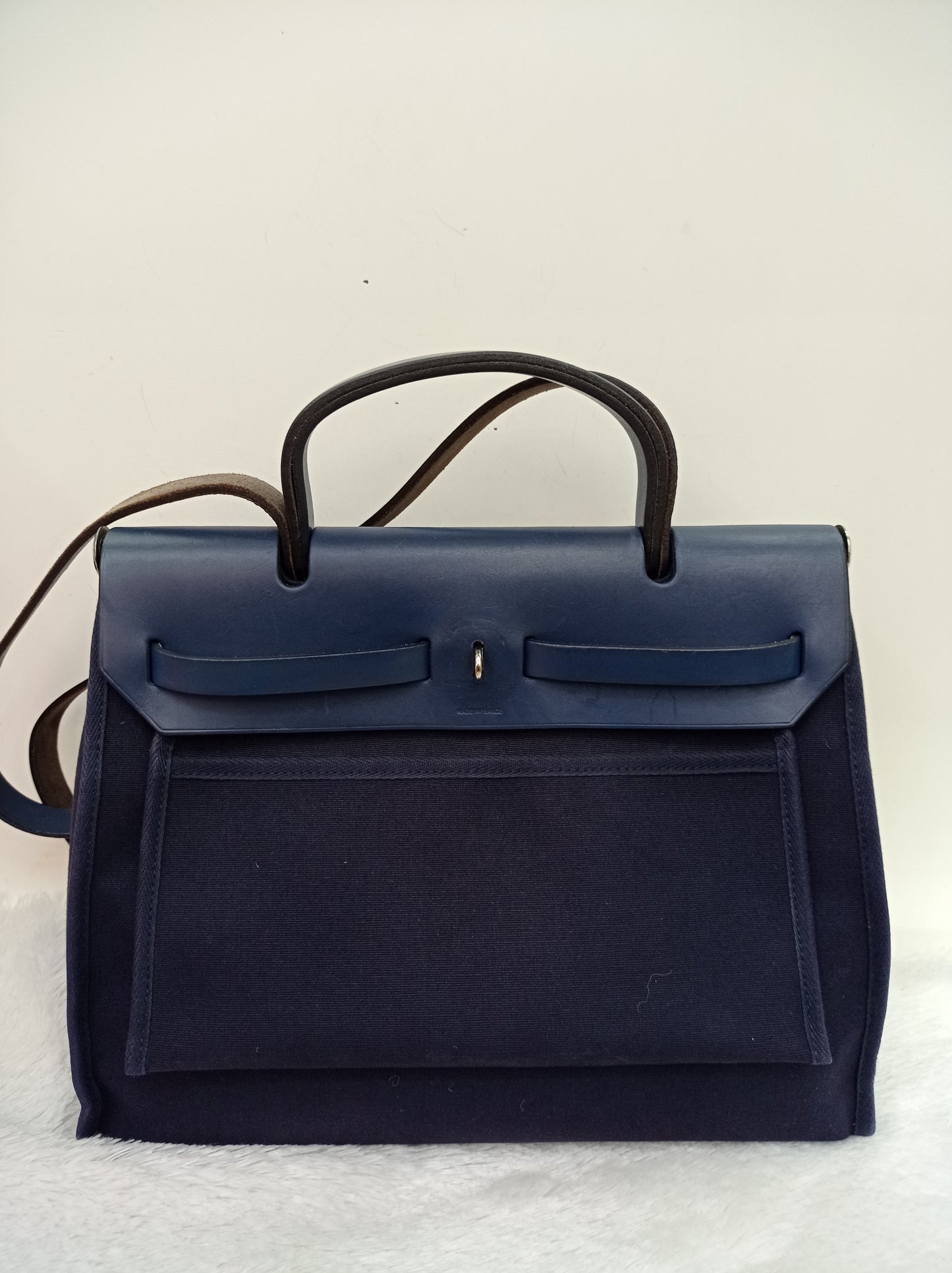 HB31 Canvas Navy PHW #F square