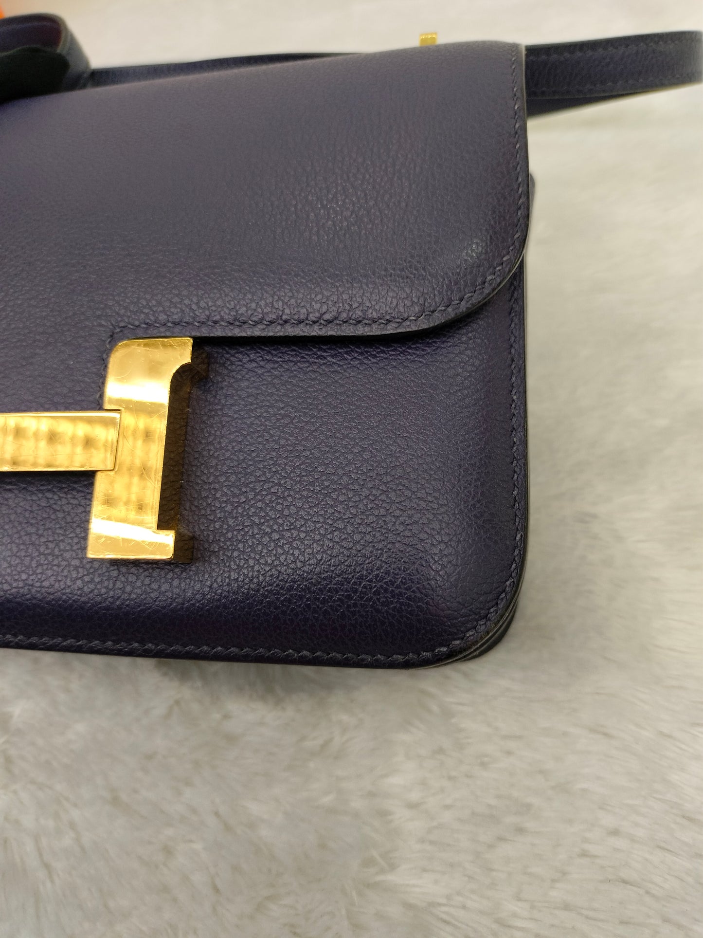 Constance 18 Evercolour Bleu GHW #C