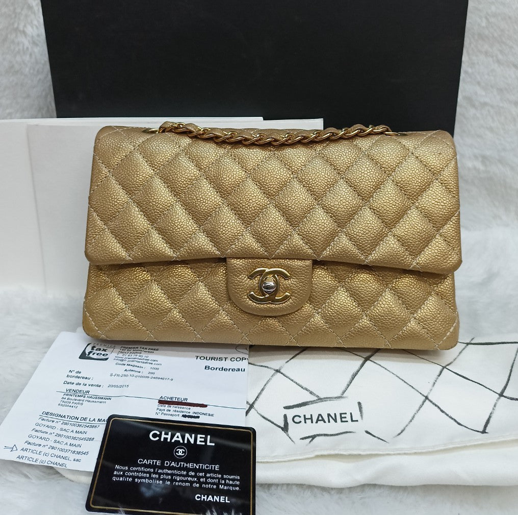 Chanel Medium Caviar Bronze GHW #20.   Size 25,5x15,5x6,5cm