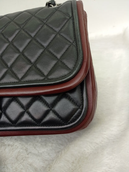 Chanel Twist Flap Large Lamb Black Burgundy SHW #18