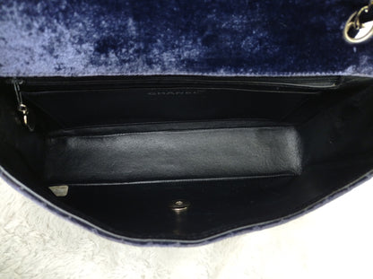 Chanel Medium Velvet Navy Blue Vintage SHW SF (broken holo)