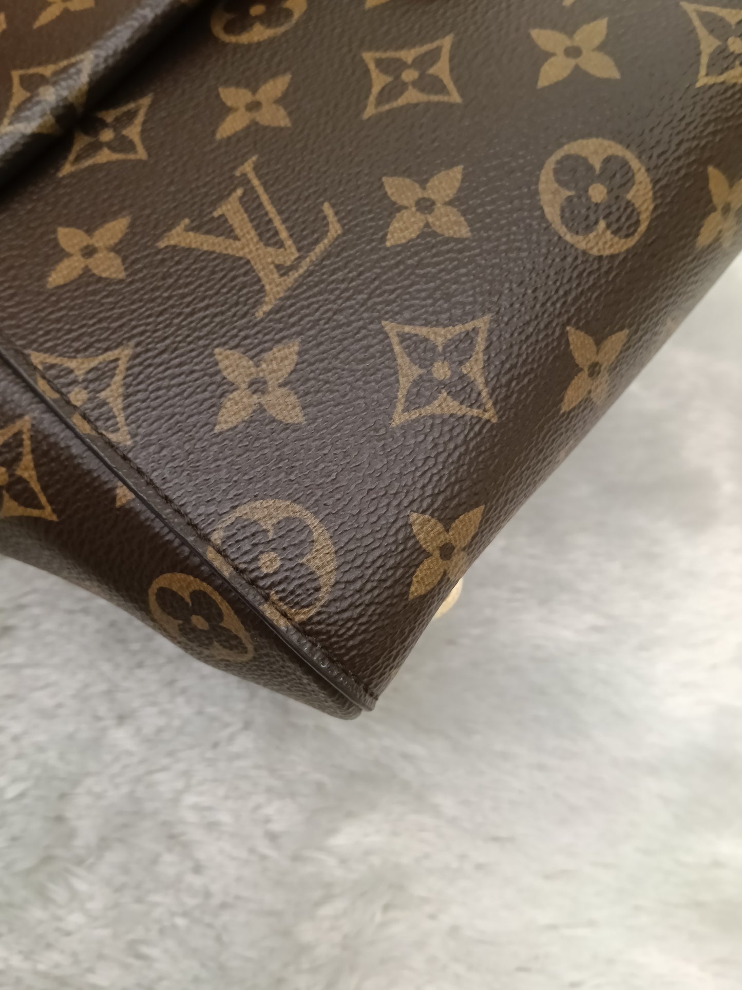 LV Clunny BB Monogram Bordeaux Fuchsia 2018