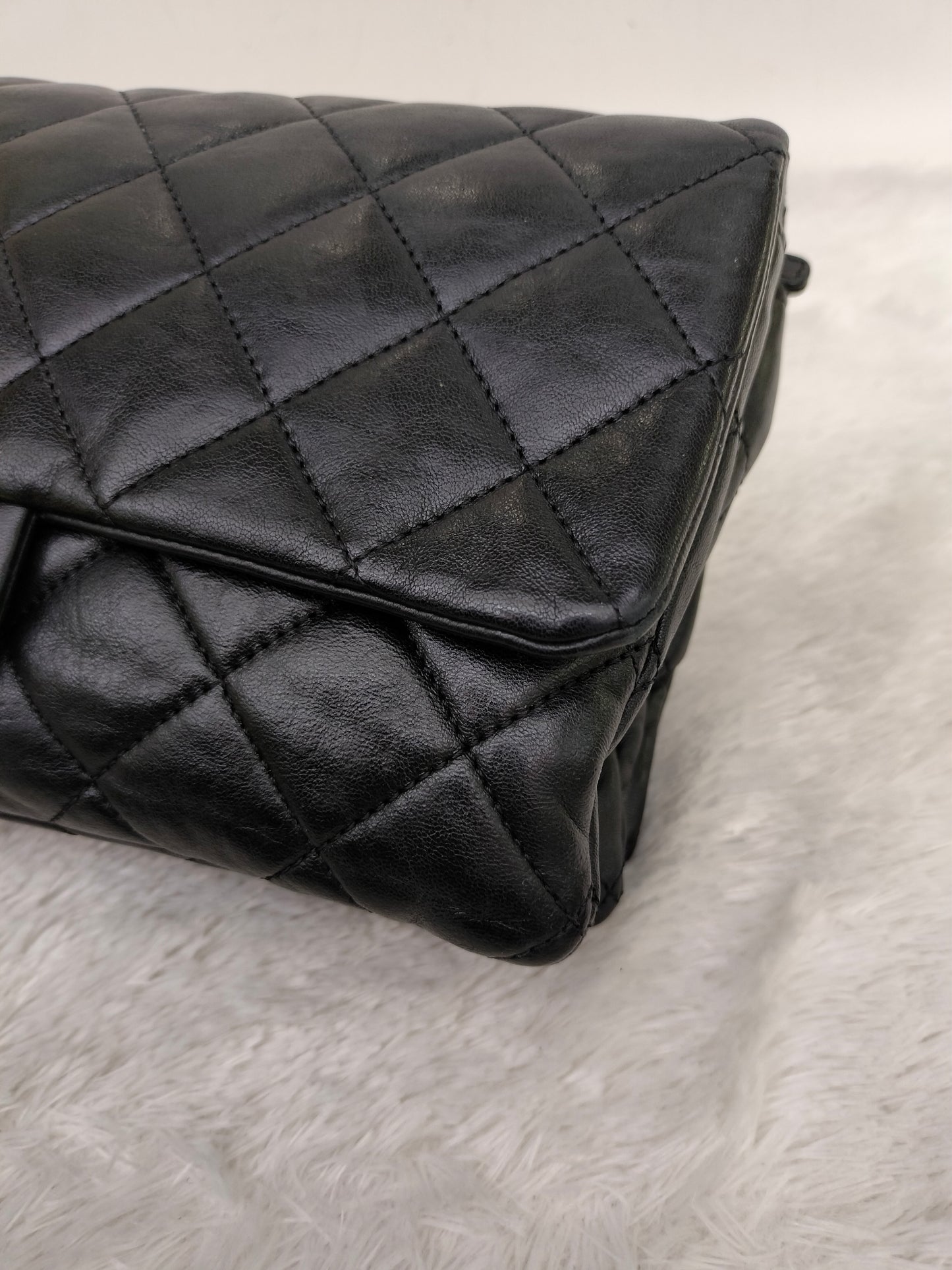 Chanel Small Pillow Crush Flap Lamb Black GHW (CHIP)