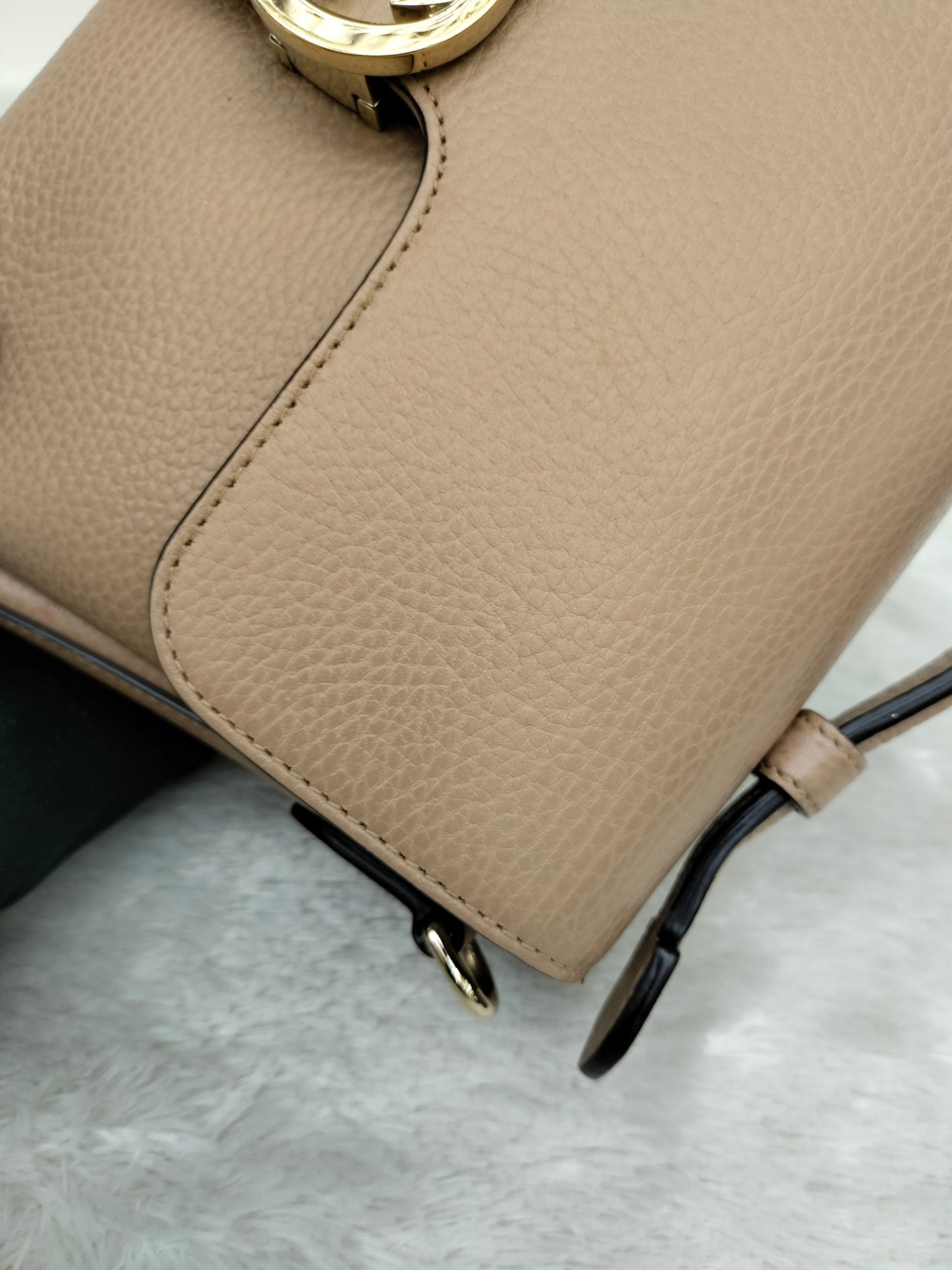 Gucci Interlocking Top Handle Beige GHW