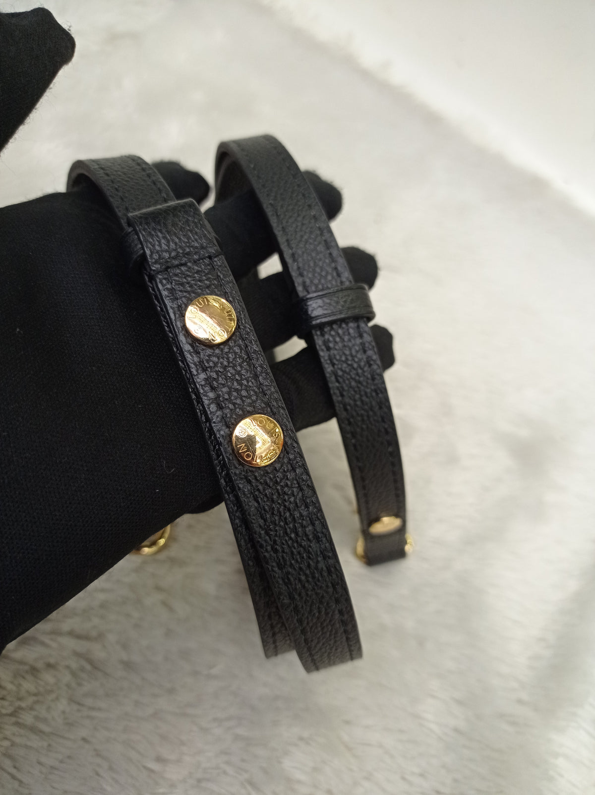 LV Neo Noe MM Monogram Empreinte Noir Creme (CHIP)
