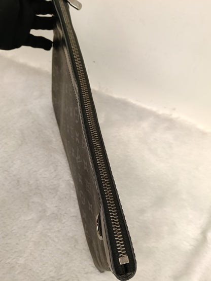LV Pochette Discovery GM Monogram Eclipse 2019