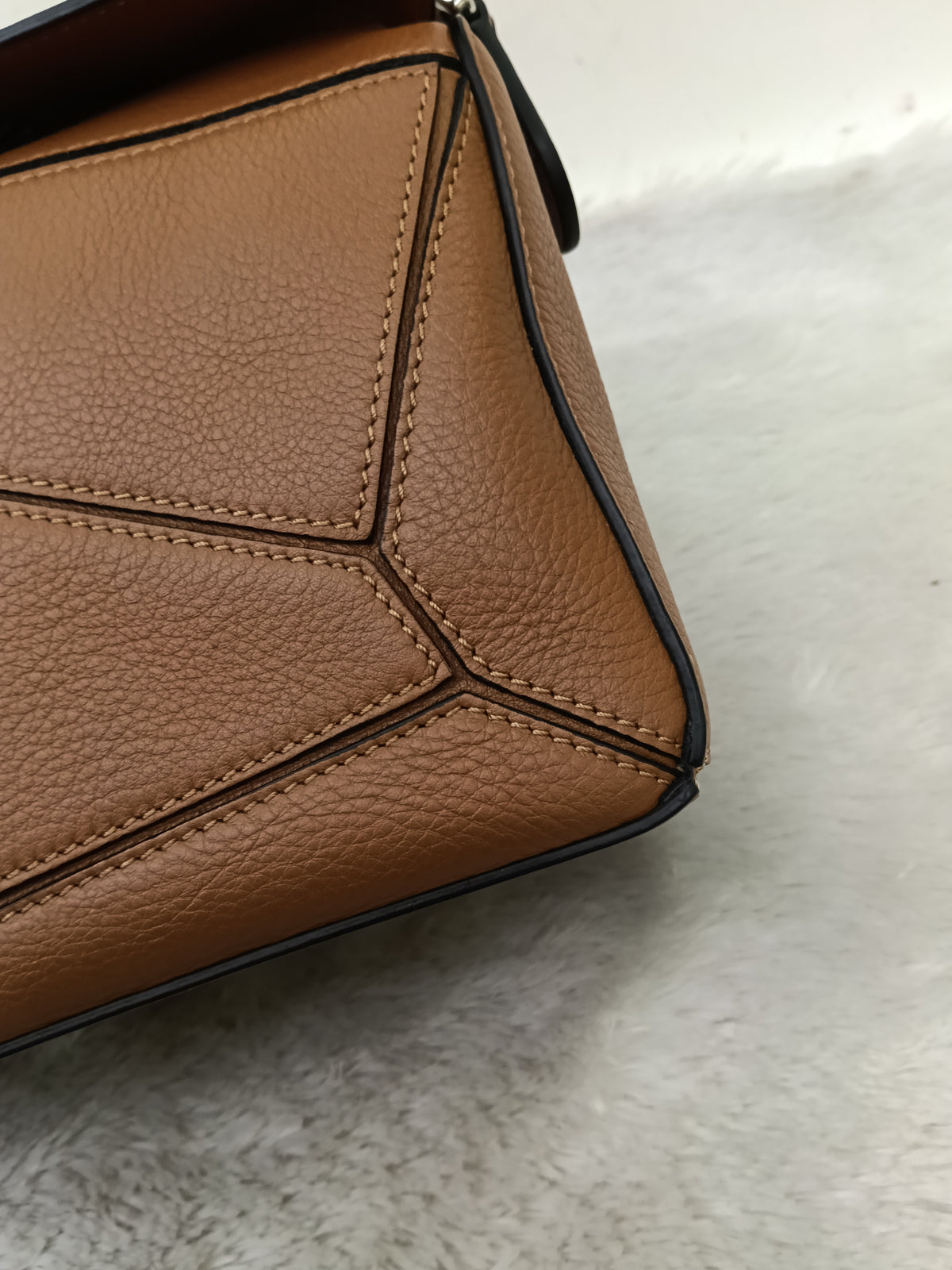 Loewe Puzzle Small Tan SHW 2021