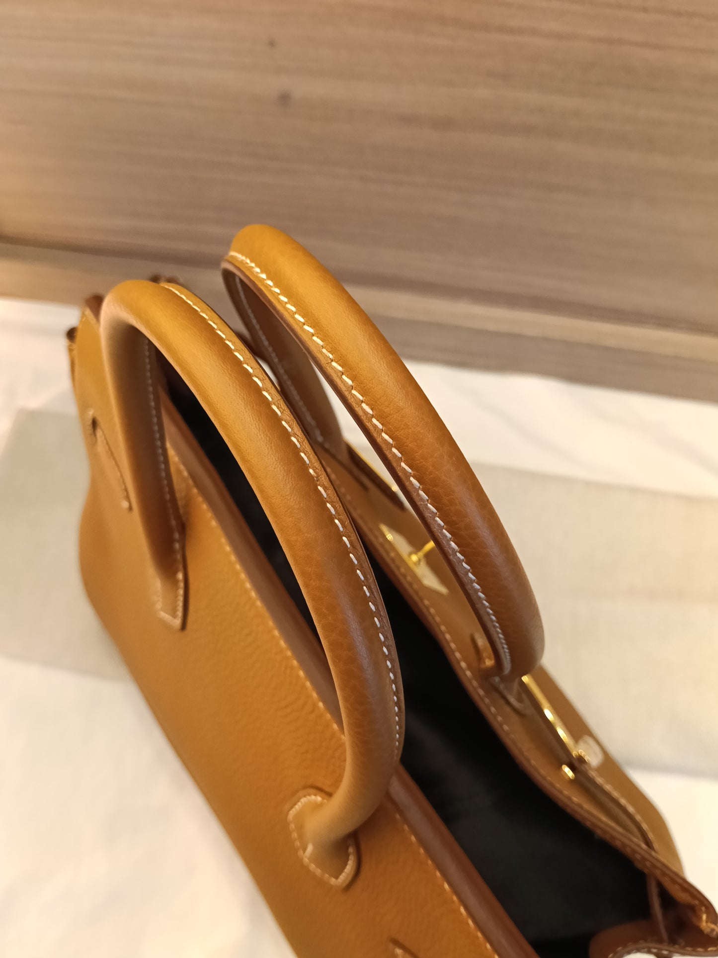 *Neverbeen Used* B30 Togo Gold GHW #B