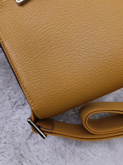 Hermes Geta Chevre Mysore Sangle Caramel PHW #B