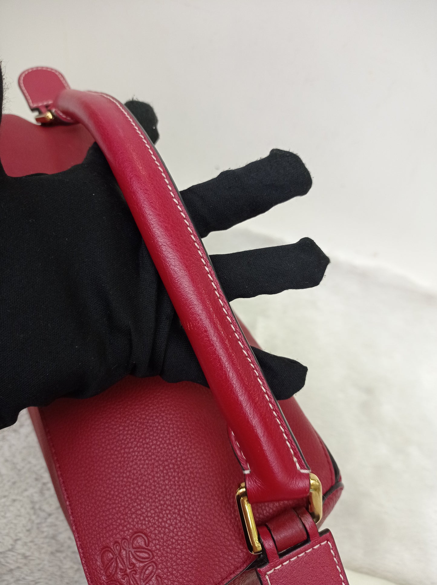 Loewe Puzzle Medium Grained Raspberry GHW 2017