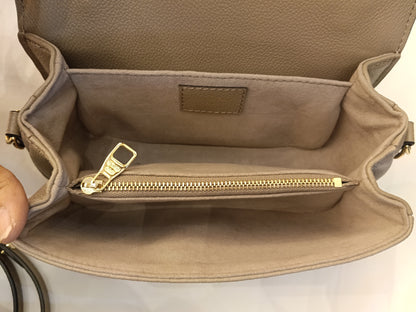 *Neverbeen Used* LV Metis East West Monogram Empreinte Giant Tourterelle Creme 2024 (CHIP)