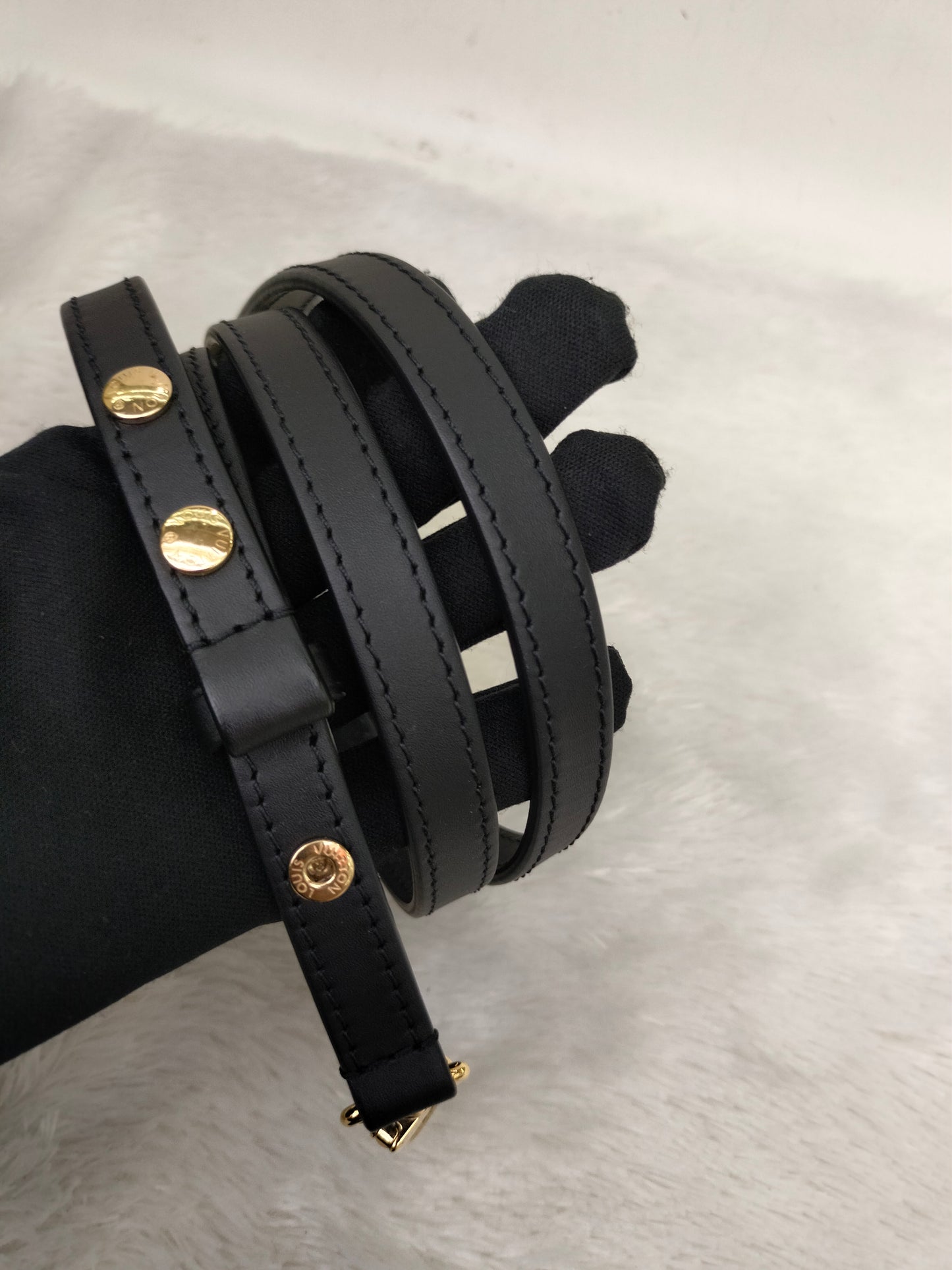 LV Neo Noe Monogram World Tour