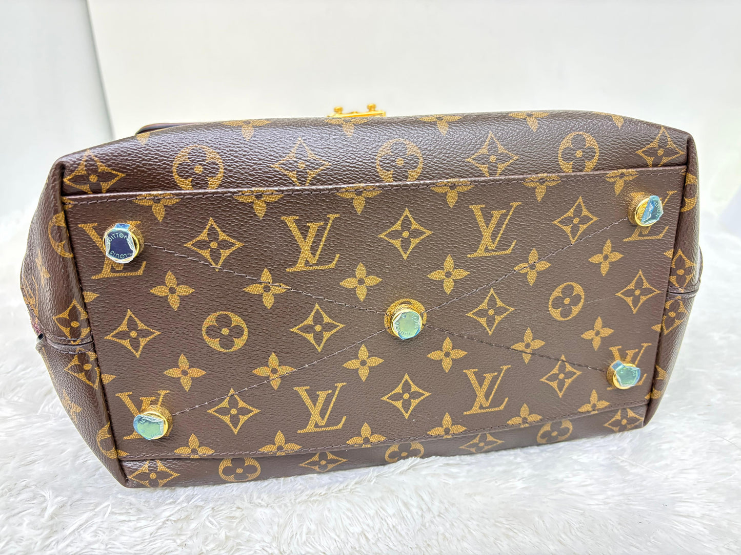 LV Majestueux MM Monogram Ostrich Lizard Bordeaux 2012