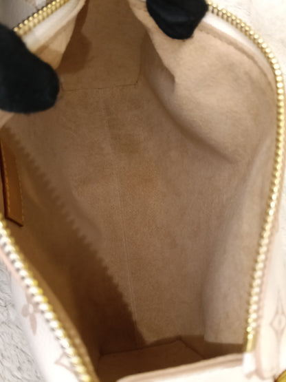 LV Side Trunk MM Monogram Dune (CHIP)