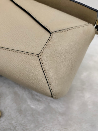 Loewe Puzzle Small Edge Angora GHW 2021
