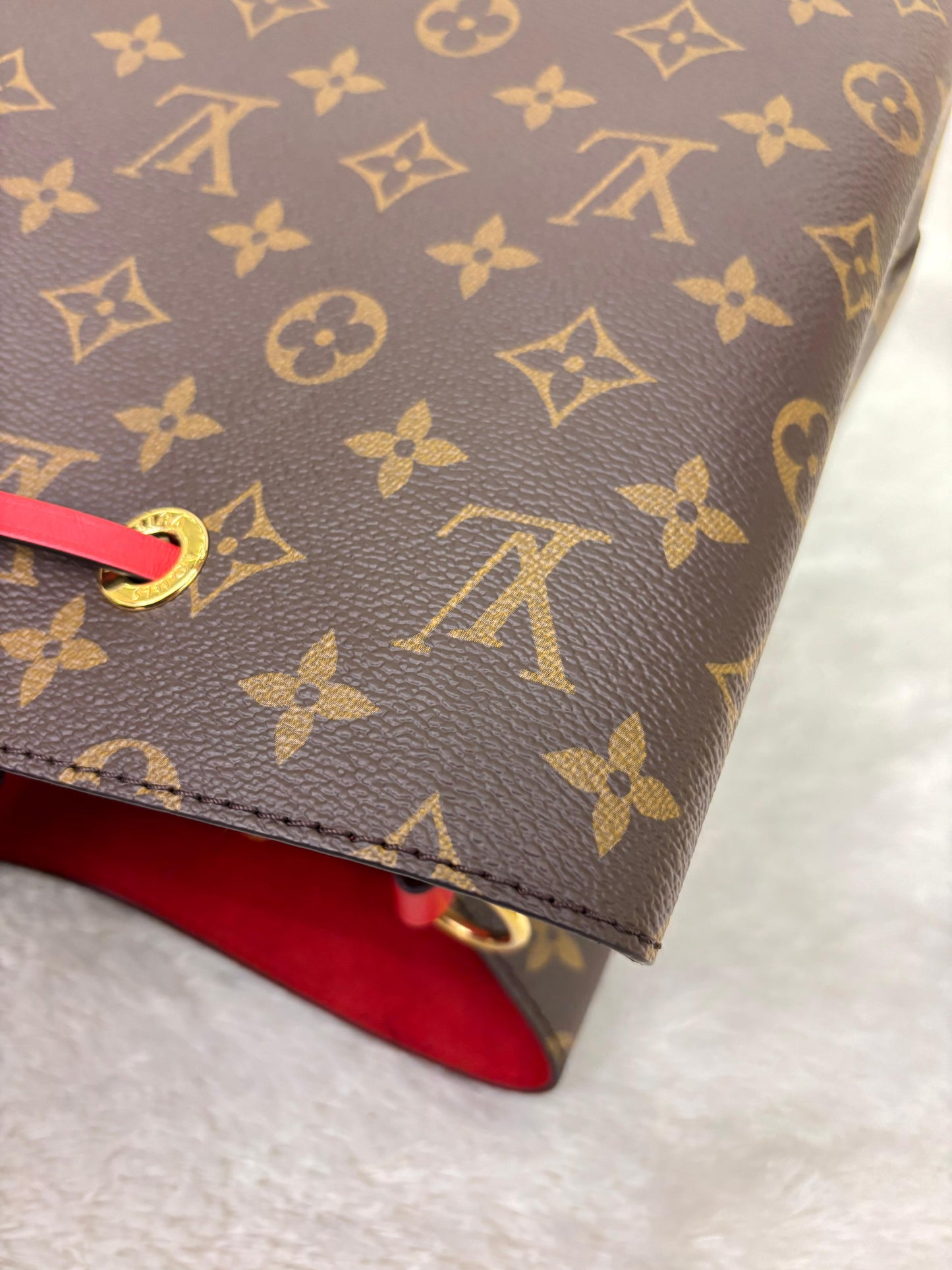 LV Neo Noe MM Monogram Coquelicot 2024 (CHIP)