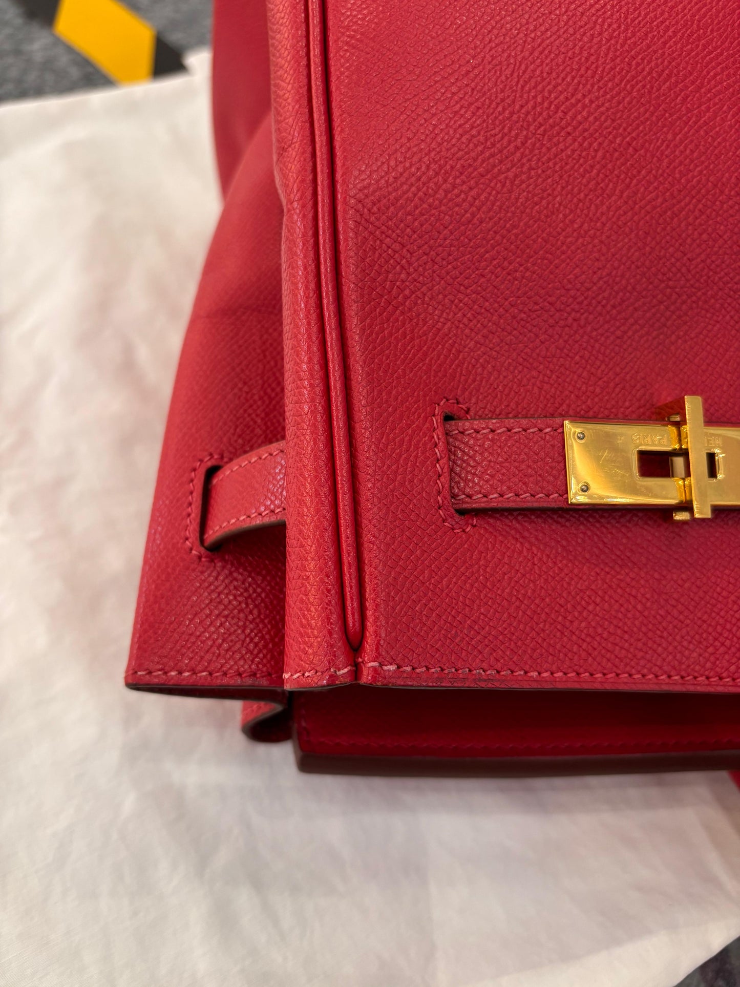 B35 Epsom Ferrari Red GHW #G square