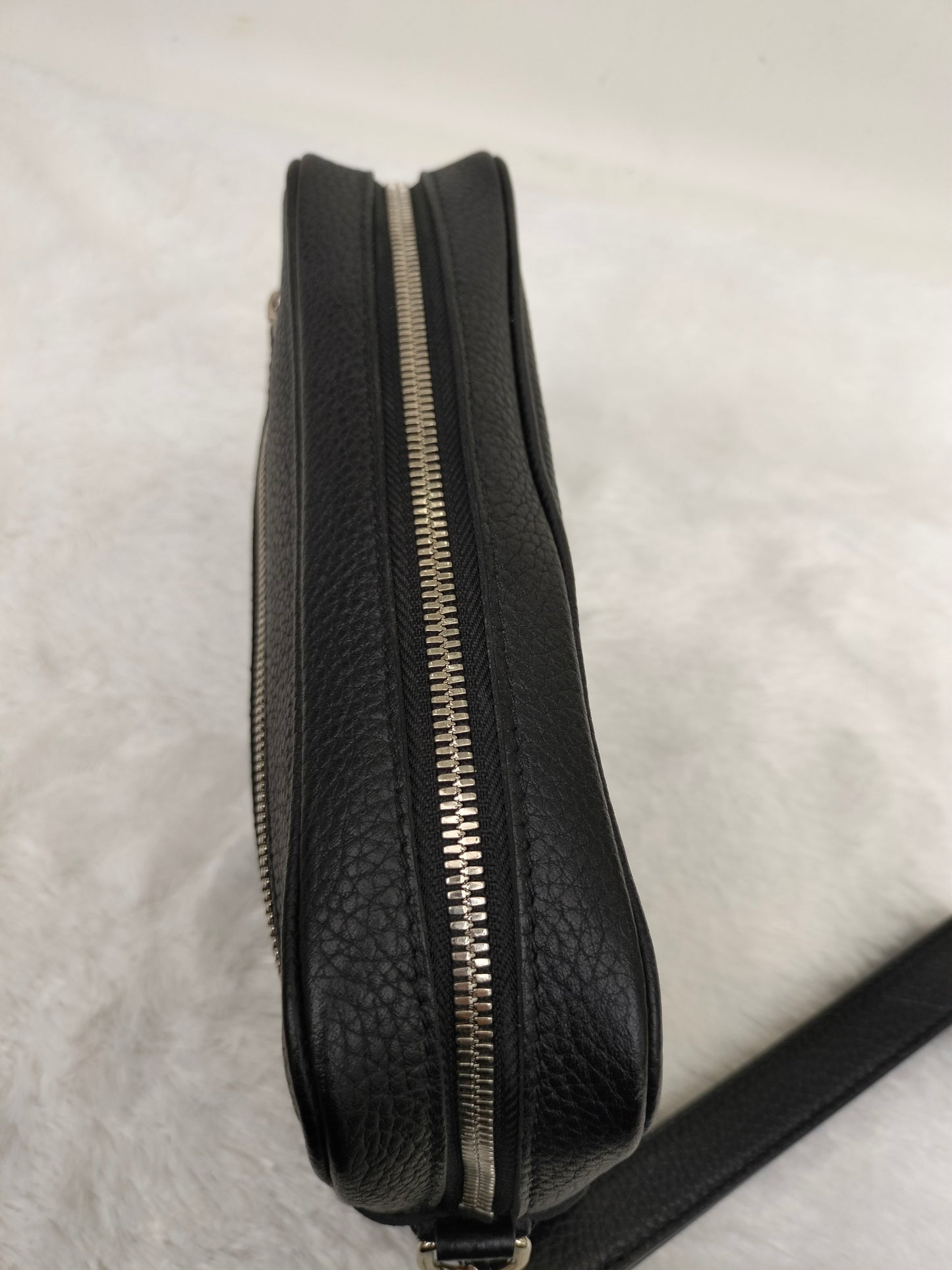 LV Kasai Clutch Grained Black 2019