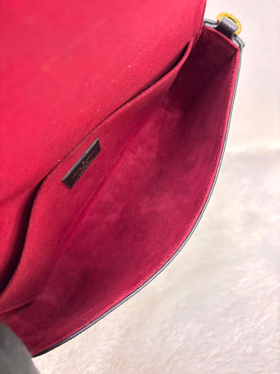 LV Pochette Felicie Monogram Empreinte Noir Beige (CHIP)