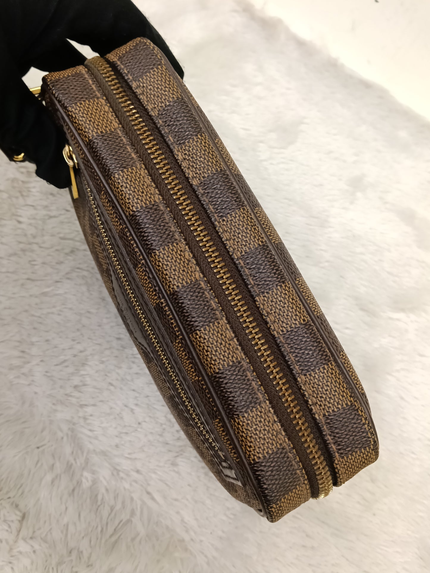 LV Macao Pochette Damier 2012