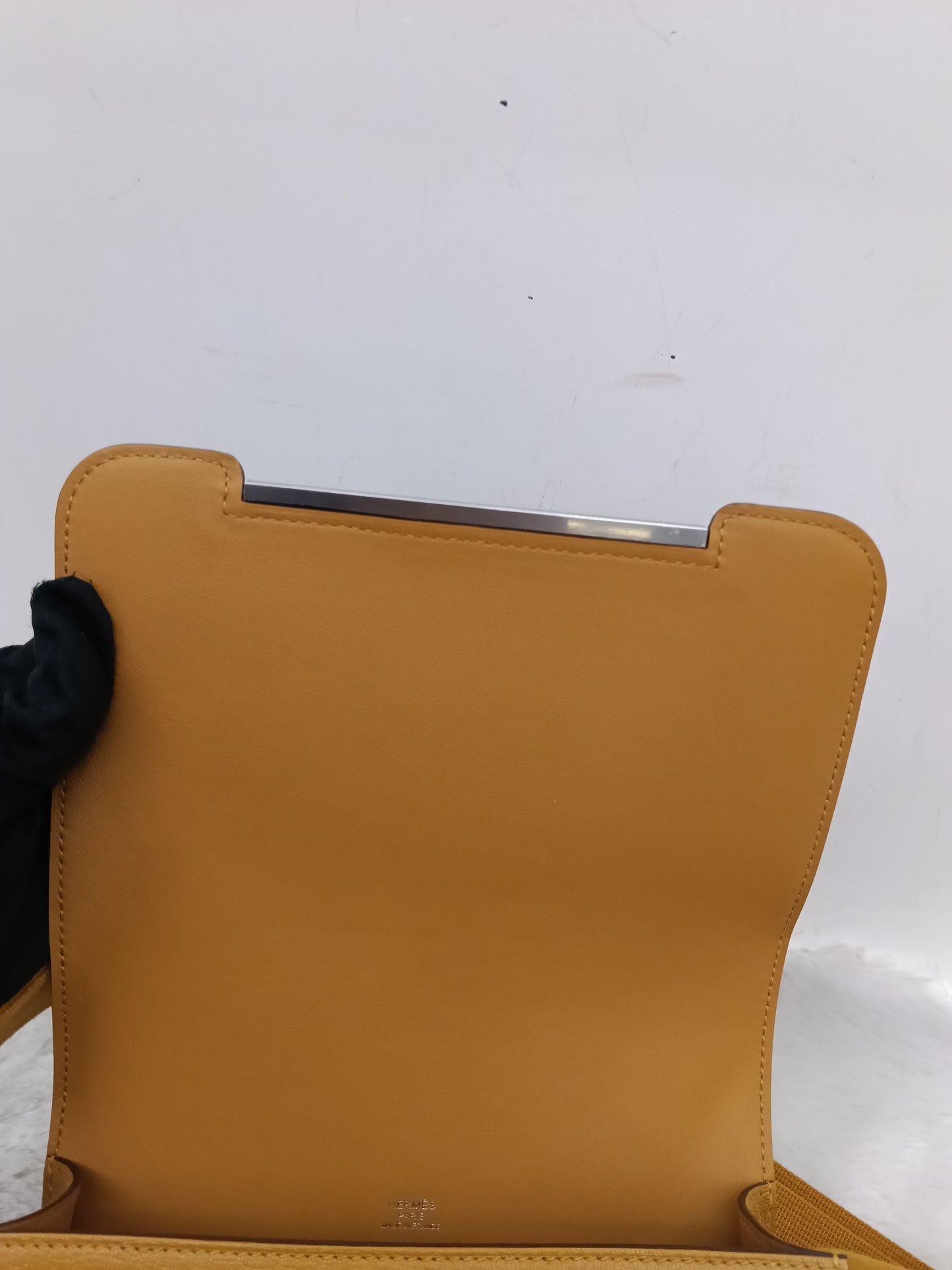 Hermes Geta Chevre Mysore Sangle Caramel PHW #B
