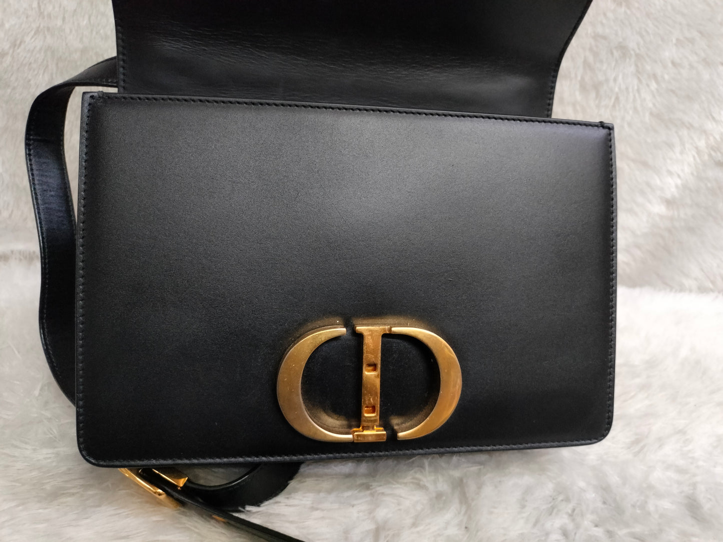 Dior Montaigne Medium Black GHW 2020