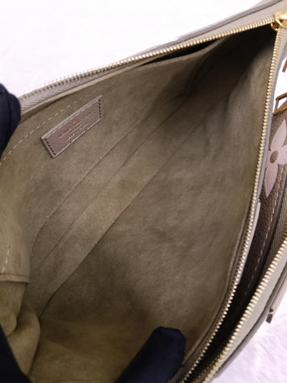 LV Multi Pochette Accessories Monogram Empreinte Light Khaki Cream (CHIP)