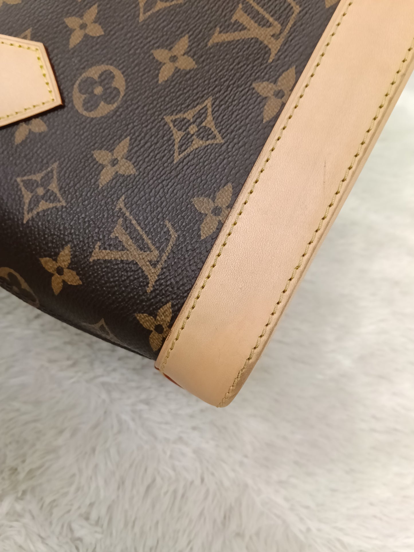 LV Alma BB Monogram 2025 (CHIP)