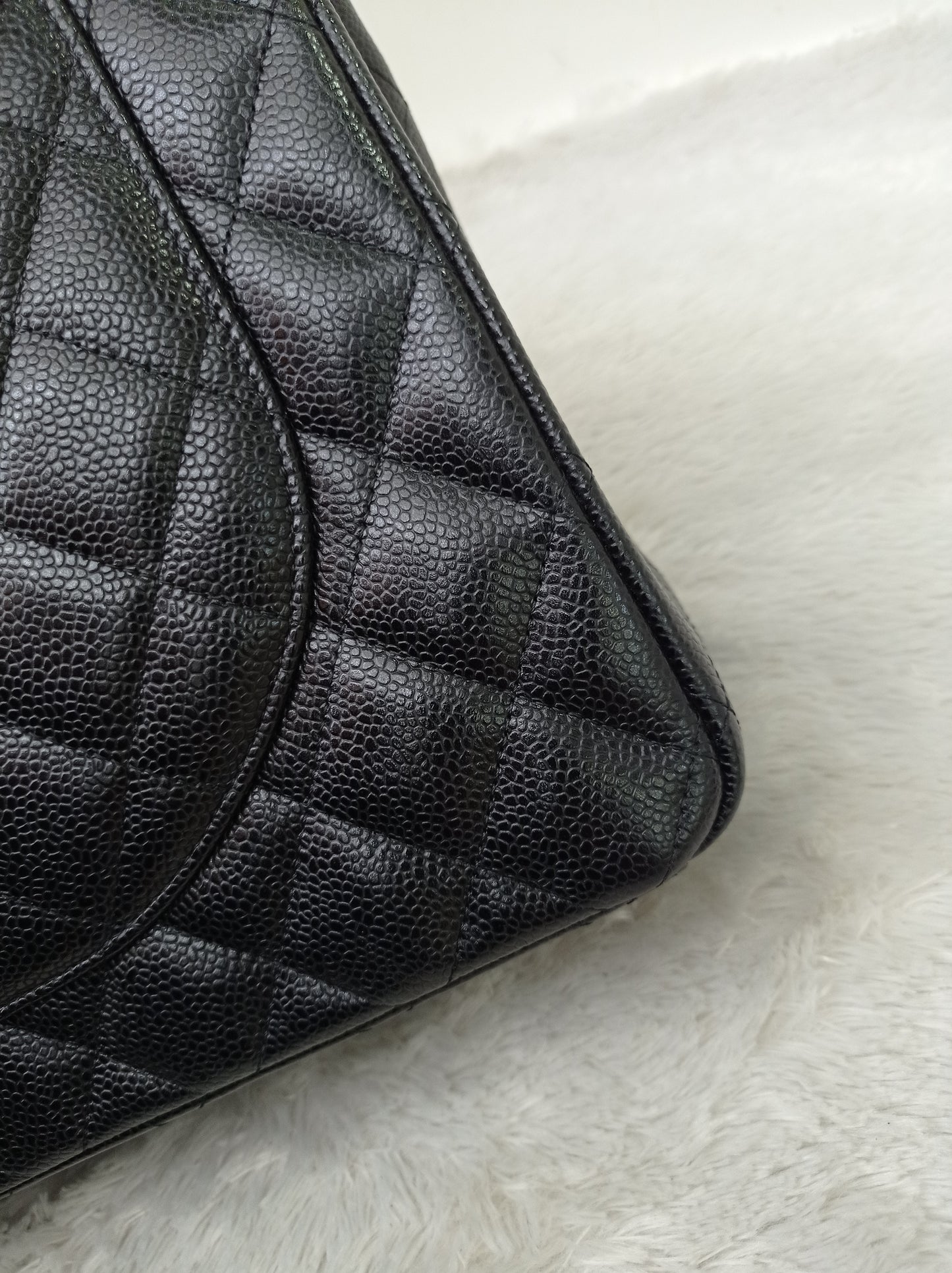 Chanel Maxi Caviar Black GHW DF #24