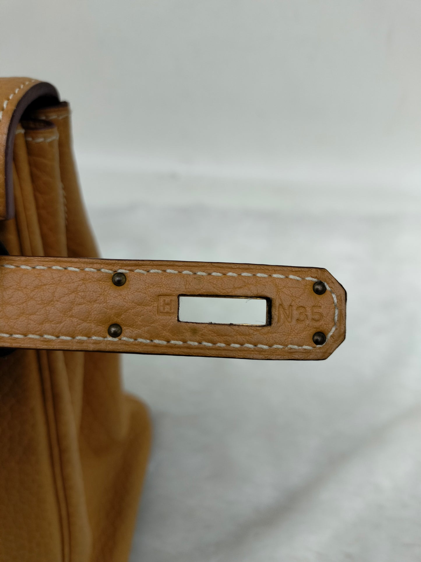 K32 Togo Biscuit GHW #H square