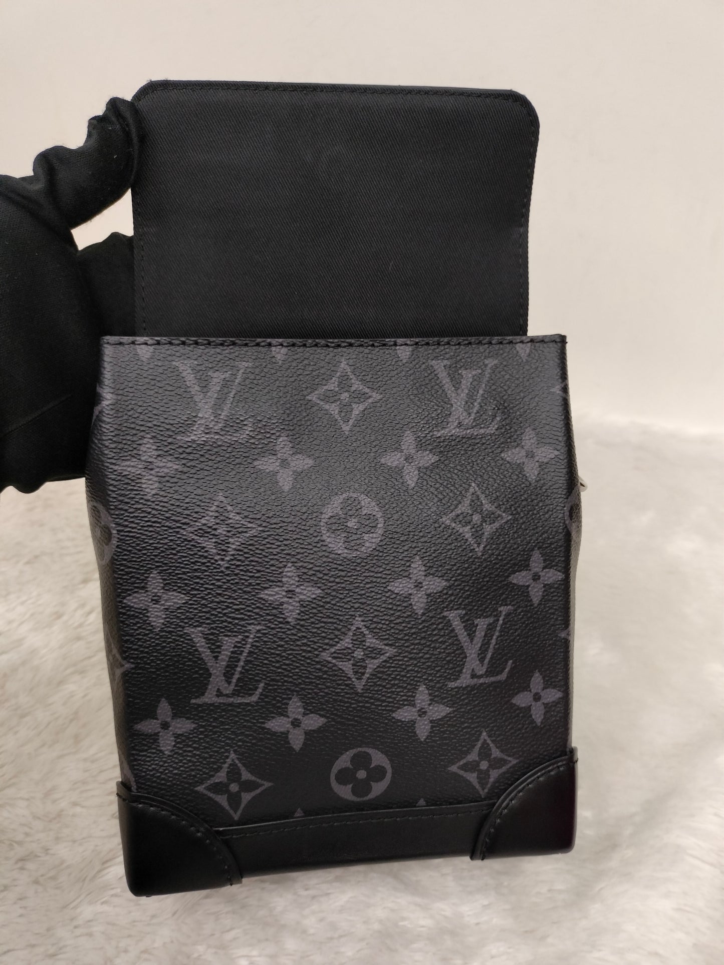 LV Nano Steamer Monogram Eclipse (CHIP)