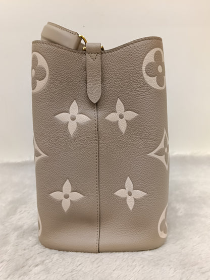 LV Neo Noe MM Monogram Empreinte Tourterelle Creme (CHIP)