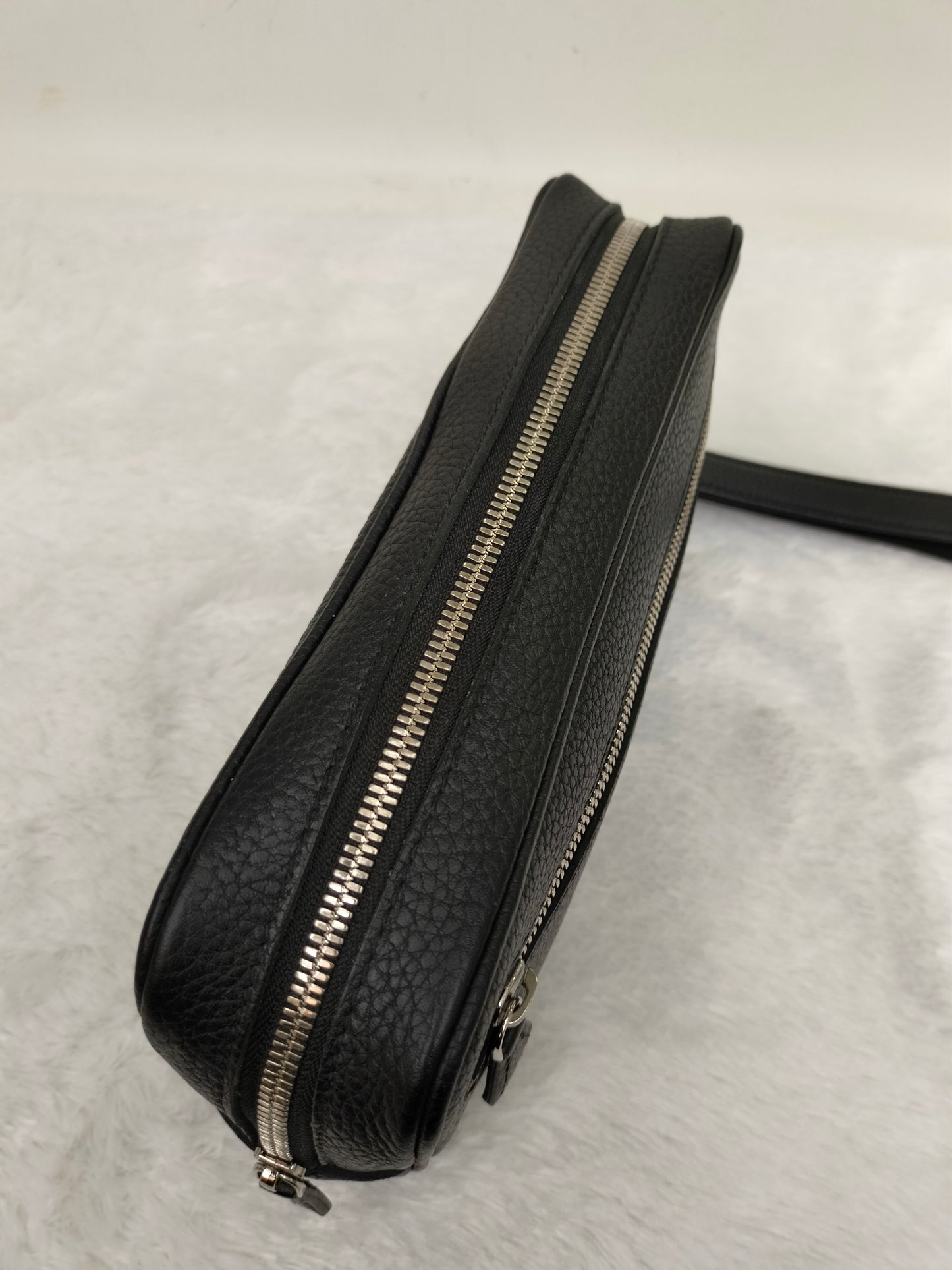 LV Kasai Clutch Grained Black 2019