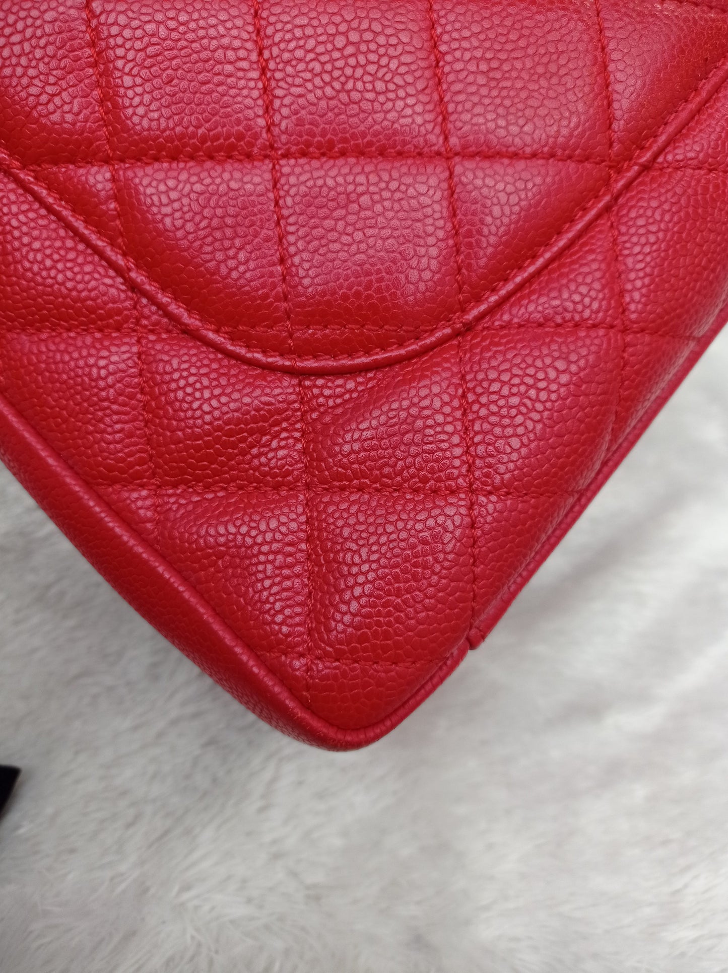 Chanel GST Caviar Red SHW #19