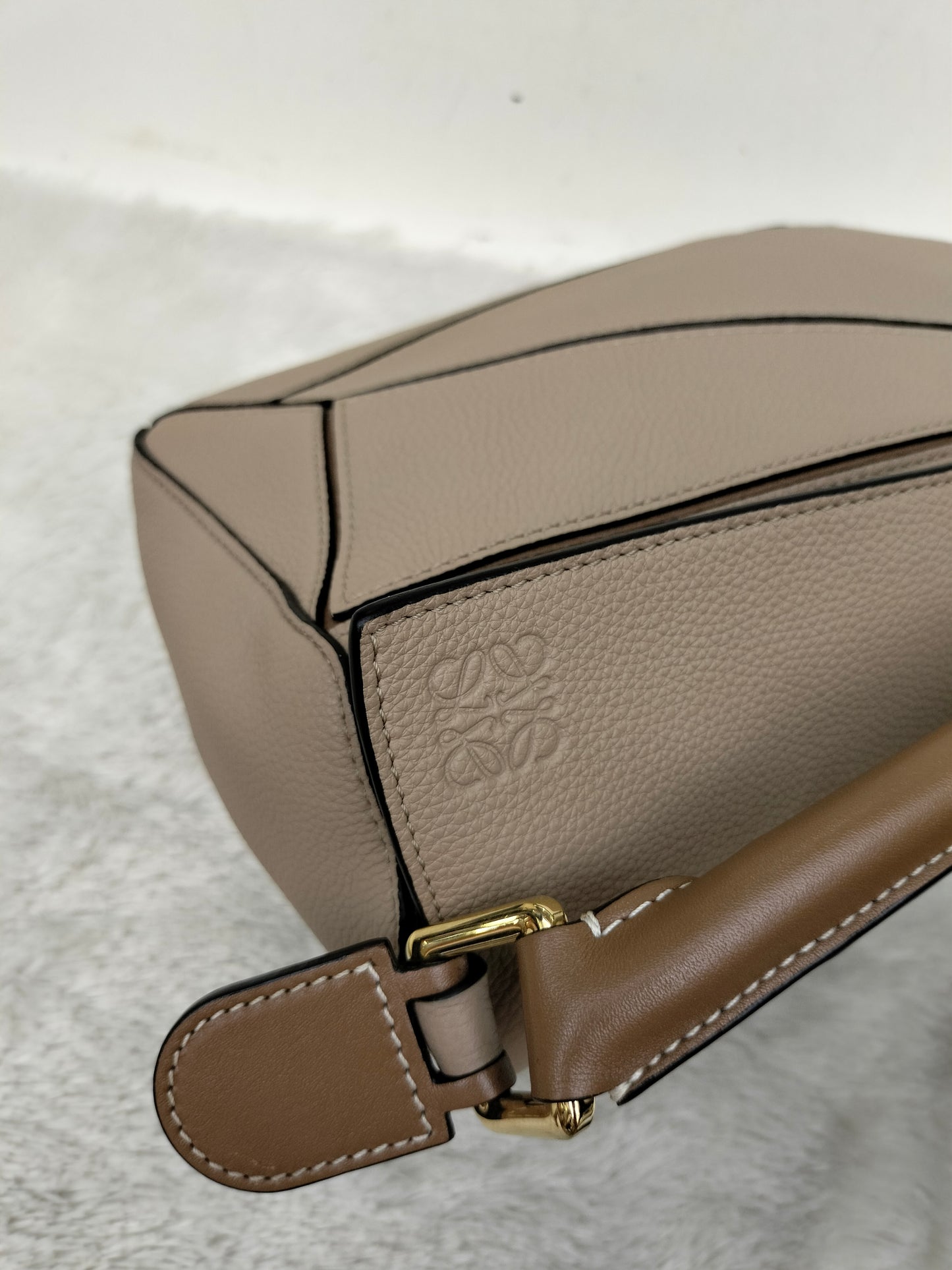 Loewe Puzzle Small Grained Sand Mink GHW 2020