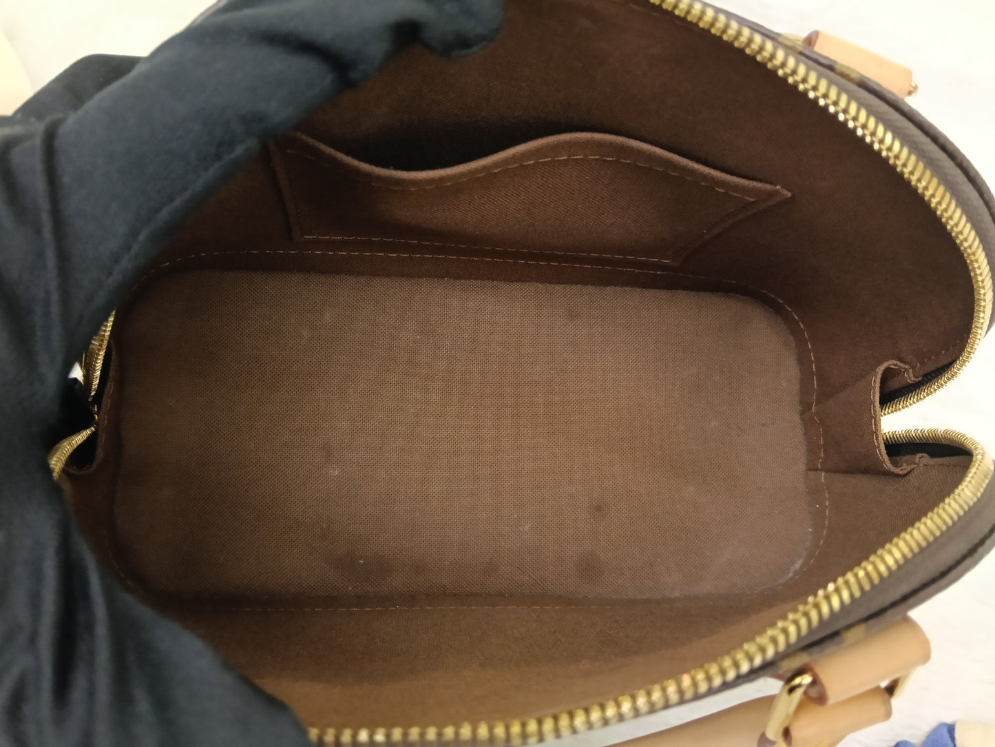 LV Alma BB Monogram 2025 (CHIP)