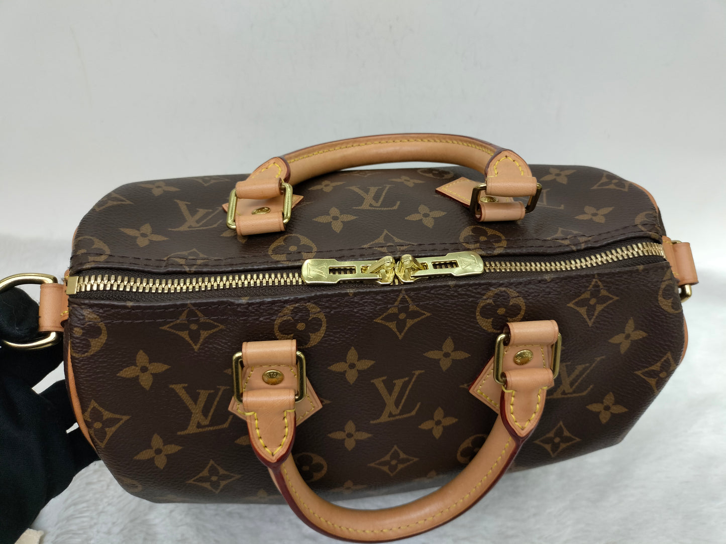 LV Bandou 25 Monogram 2019