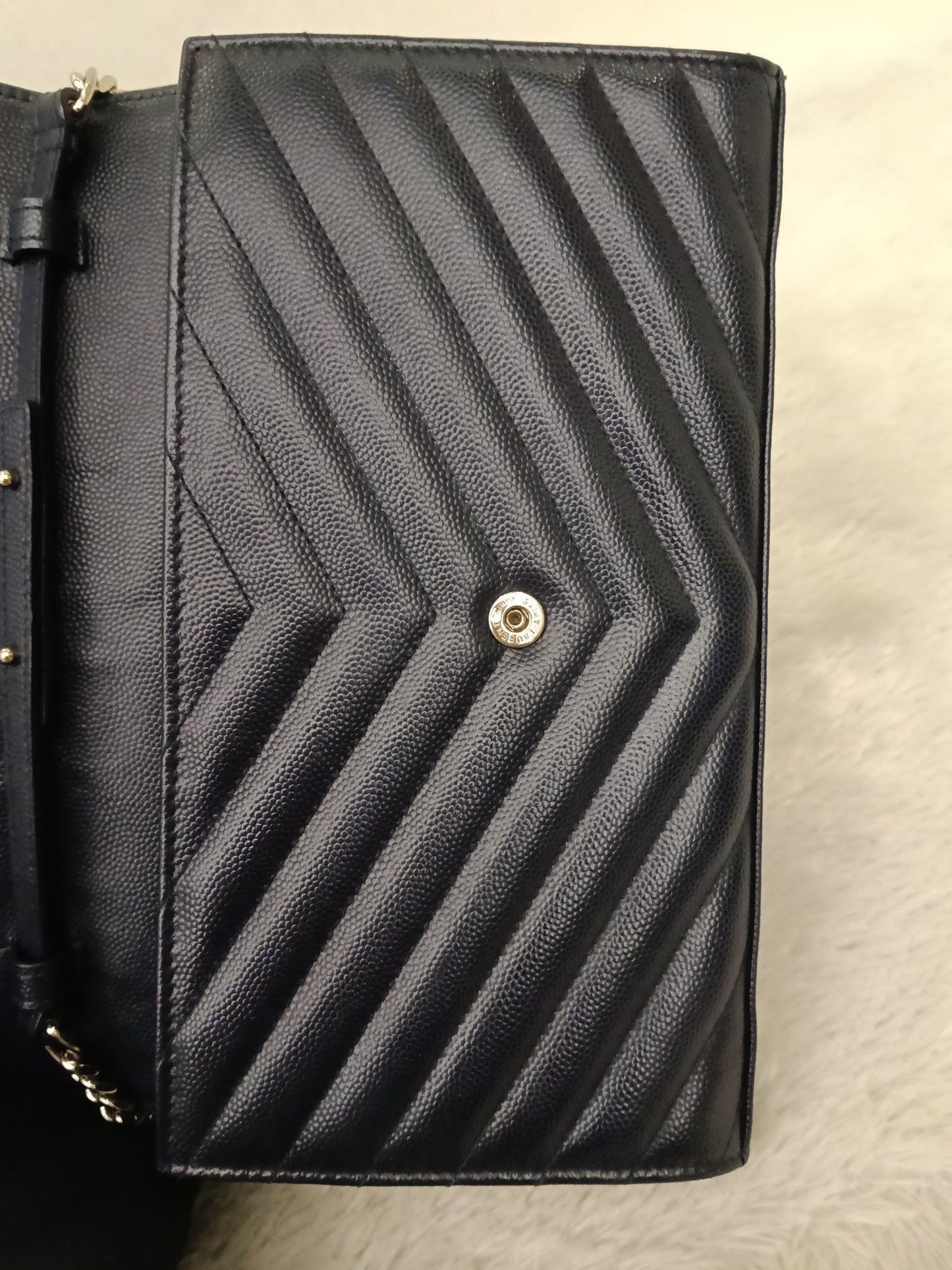 YsL WOC 22 Matelasse Monogramme Grained Navy SHW 2018