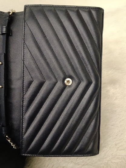 YsL WOC 22 Matelasse Monogramme Grained Navy SHW 2018
