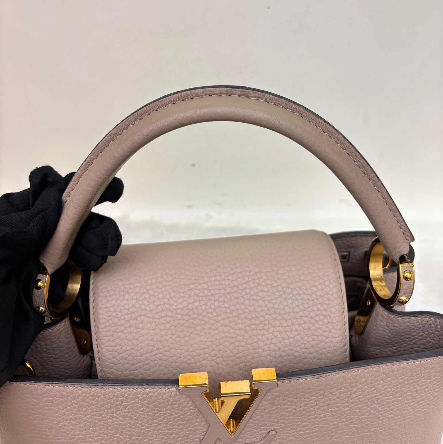 LV Capucines PM Taurillon Gallet 2018