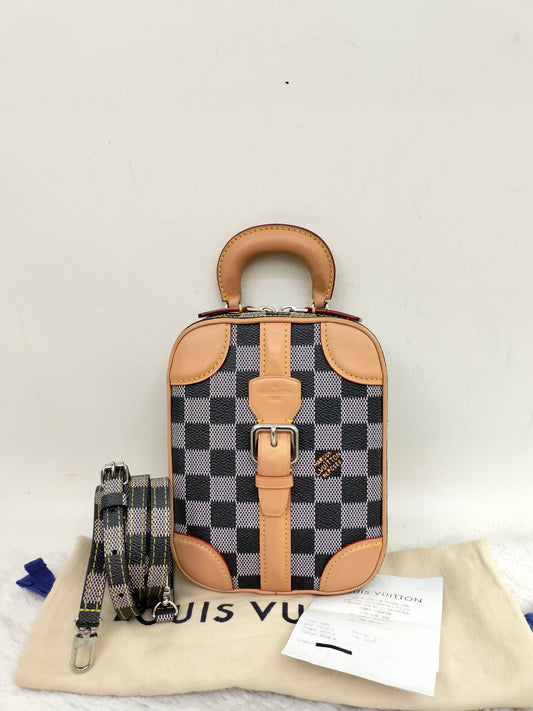 LV Valisette Vertical Damier Colour Noir 2019