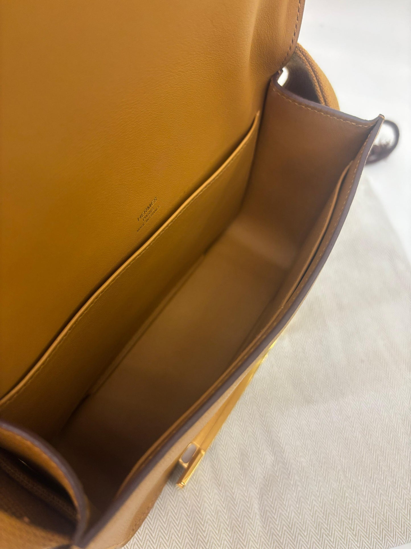 Hermes Geta Chevre Caramel GHW #B