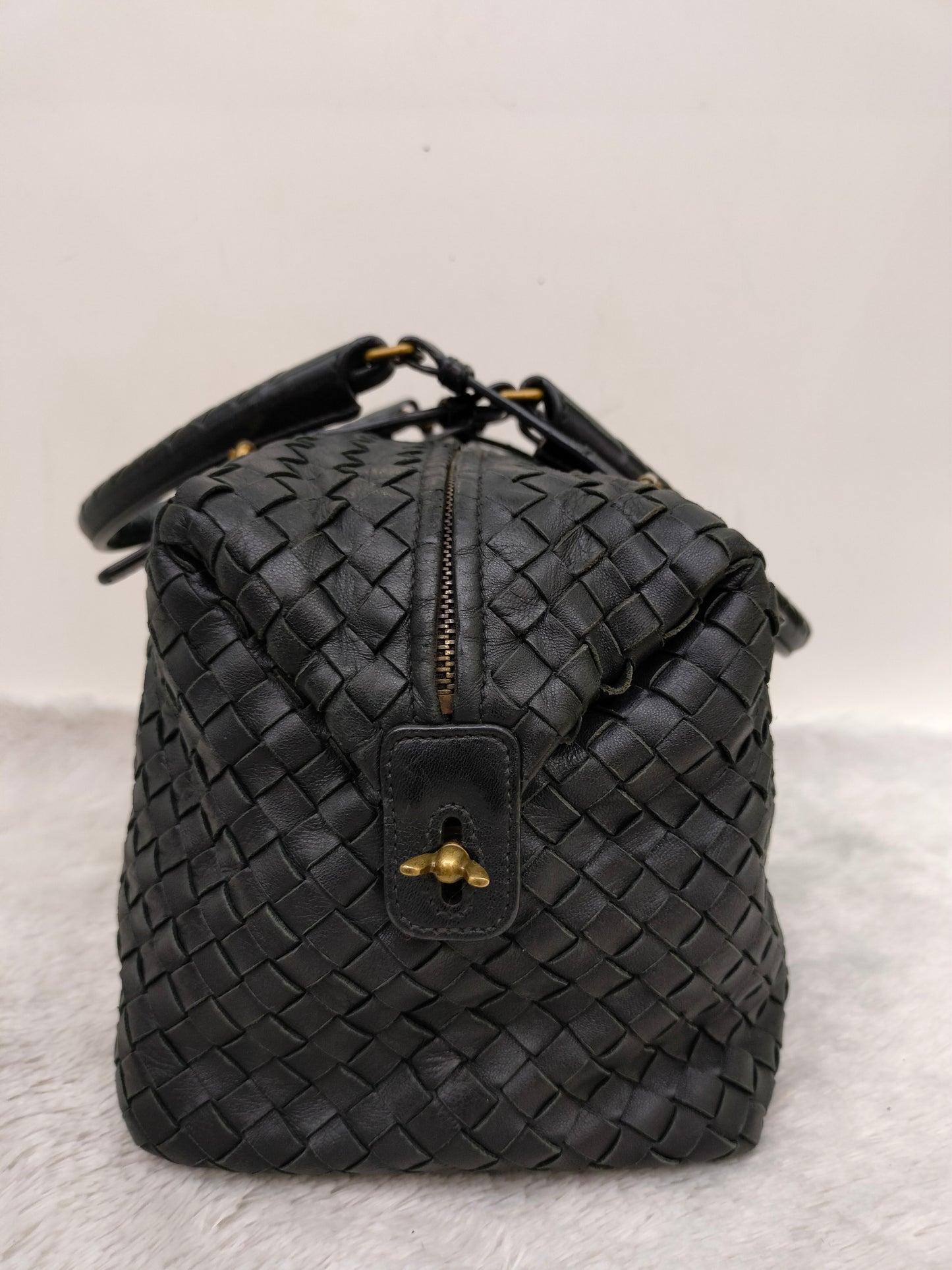 Bottega Veneta Intrecciato Boston Black GHW 2010