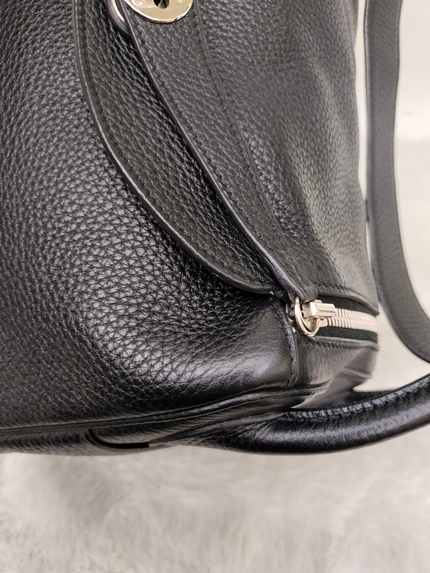 Lindy 30 Clem Black PHW #Q square