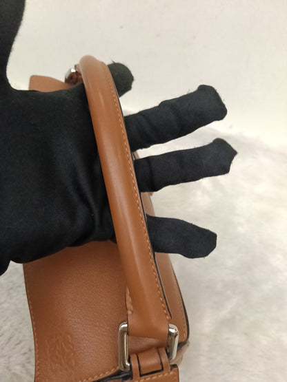 Loewe Puzzle Calfskin Small Tan SHW 2022