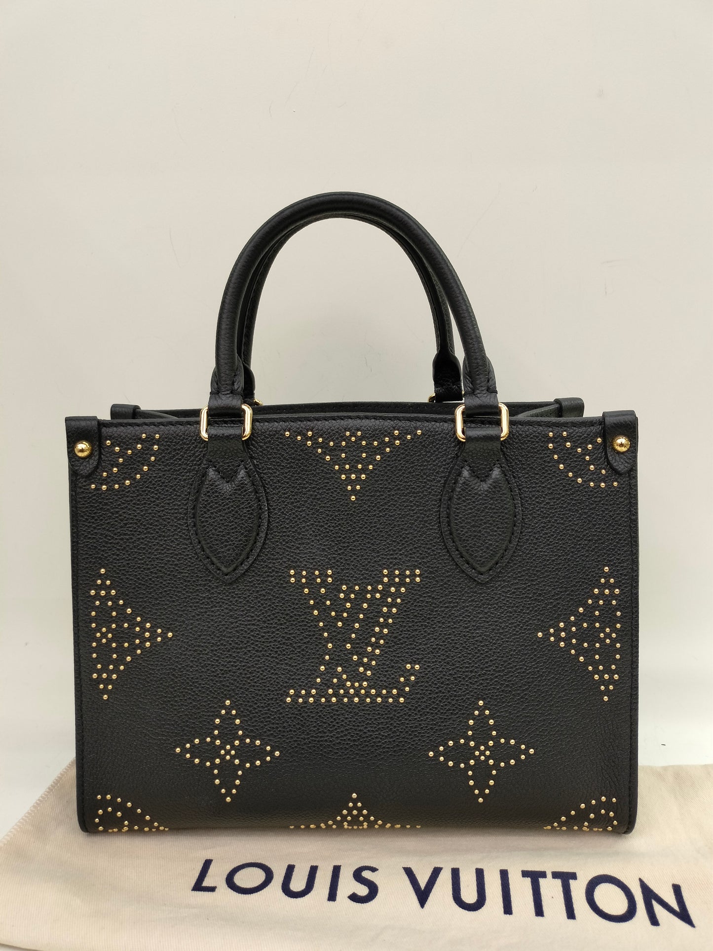 *Neverbeen Used* LV OTG PM Monogram Empreinte Studded Noir (CHIP)