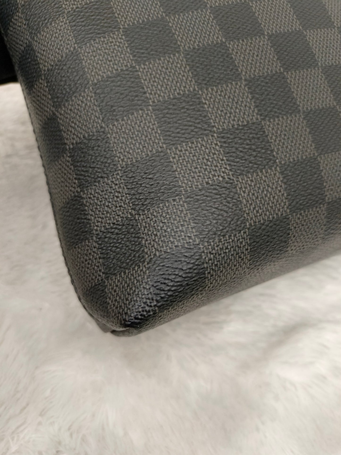LV Mick Messenger Graphite 2017