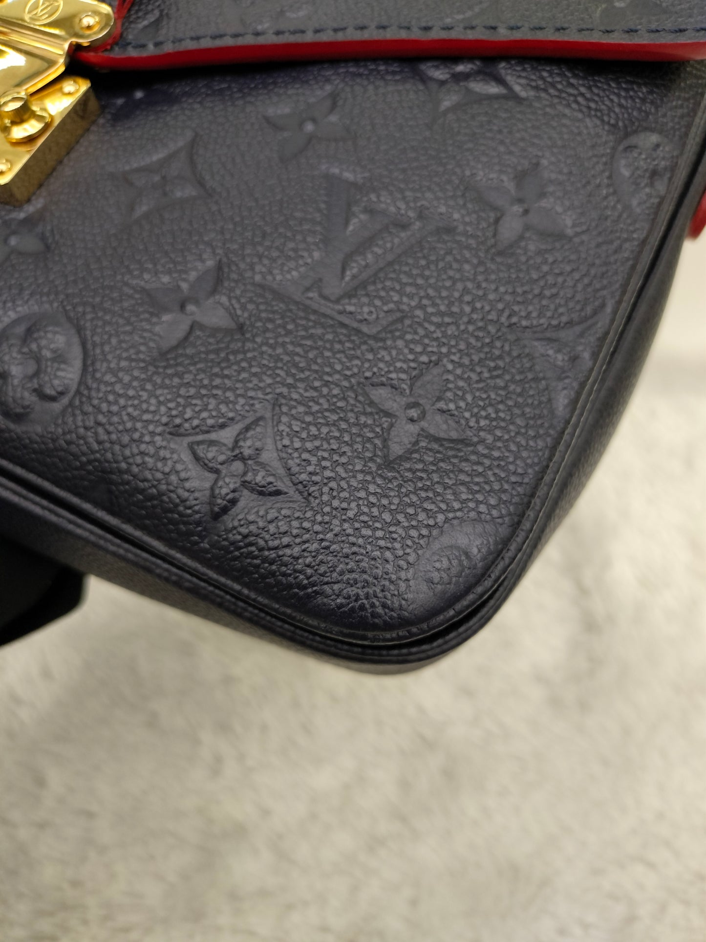 LV Metis Empreinte Marine Rouge Navy 2019